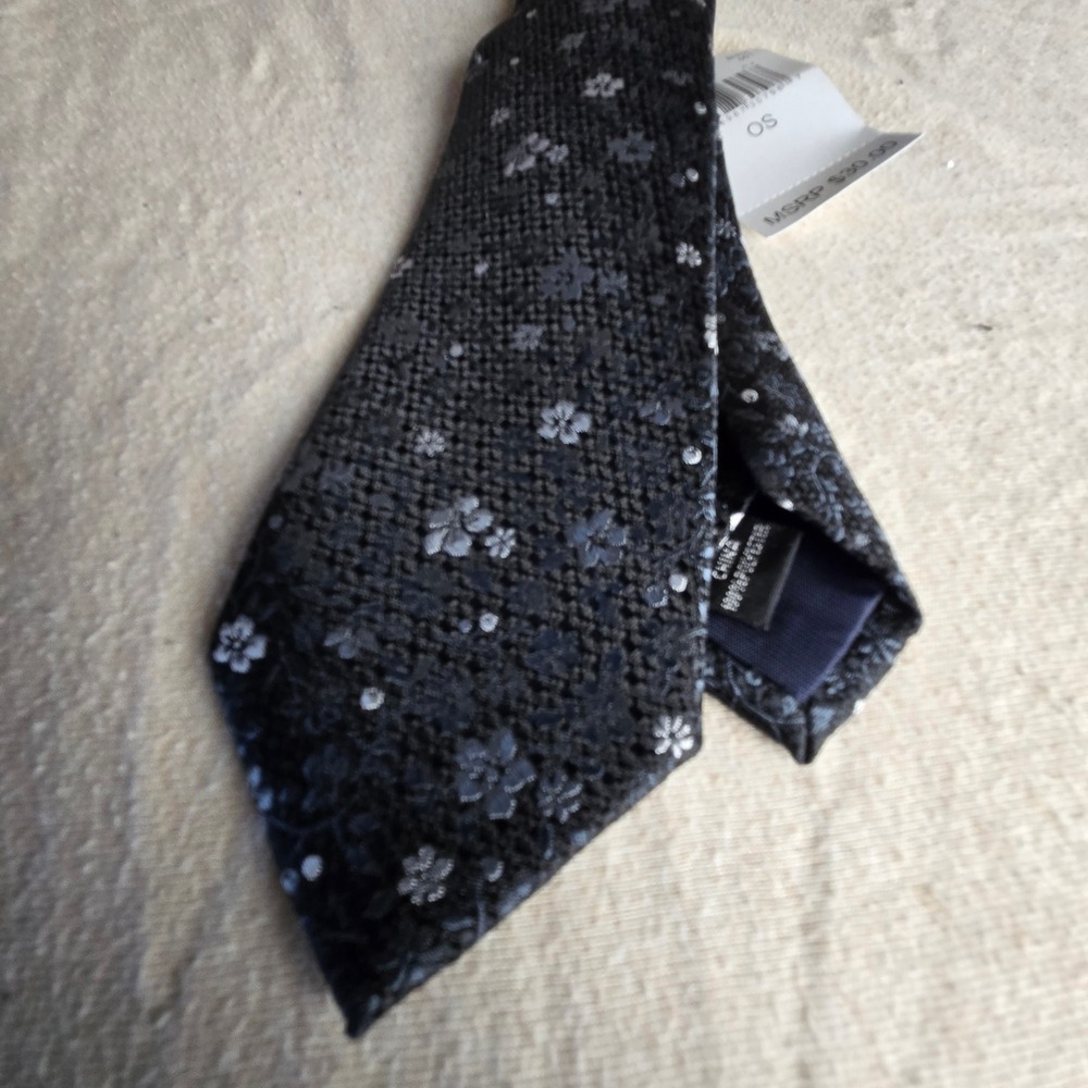 Haggar Necktie Mens OS Black New Floral Textured Formal Accessory 2RC8-1095
